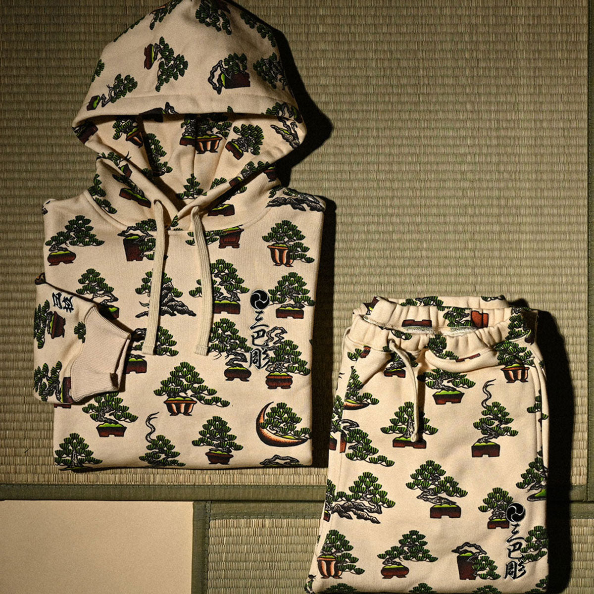 LFYT × THREE TIDES TATTOO エルエフワイティー × スリータイズタトゥー YUSUKE HAMAMOTO BONSAI HOODIE プルオーバーパーカー 【LE240502】