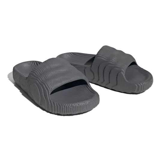 adidas - ADILETTE 22 MENS WMNS GREYFIV/GREFIV 【HP6522】