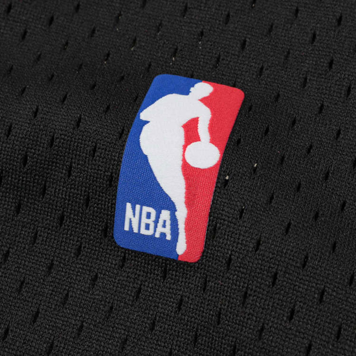 Mitchell&Ness - Swingman Jersey゙P76 #3 A Iverson BLACK【SMJYGS18201】