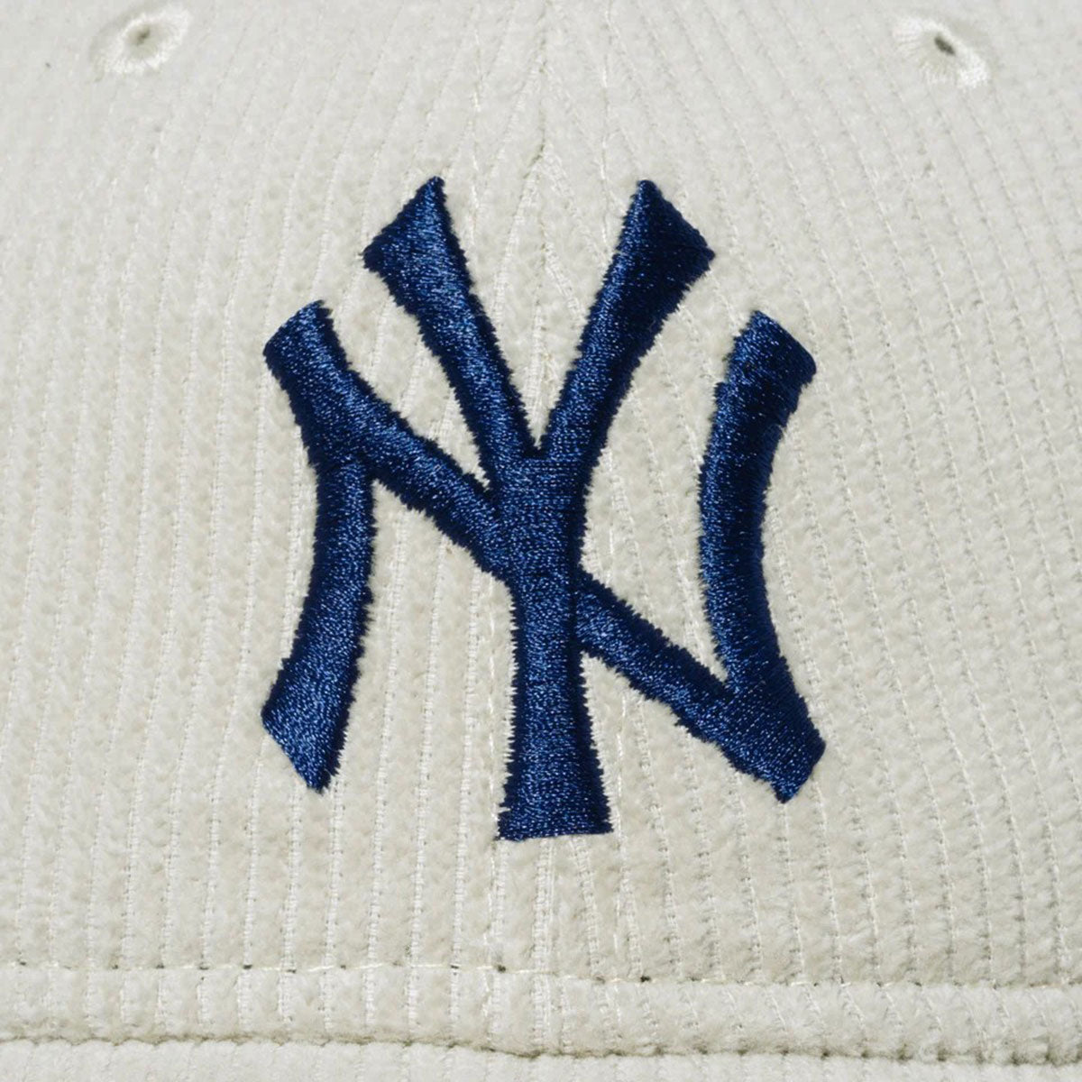 NEW ERA New York Yankees - 8W CORDUROY 9TWENTY LBGE【13751034】