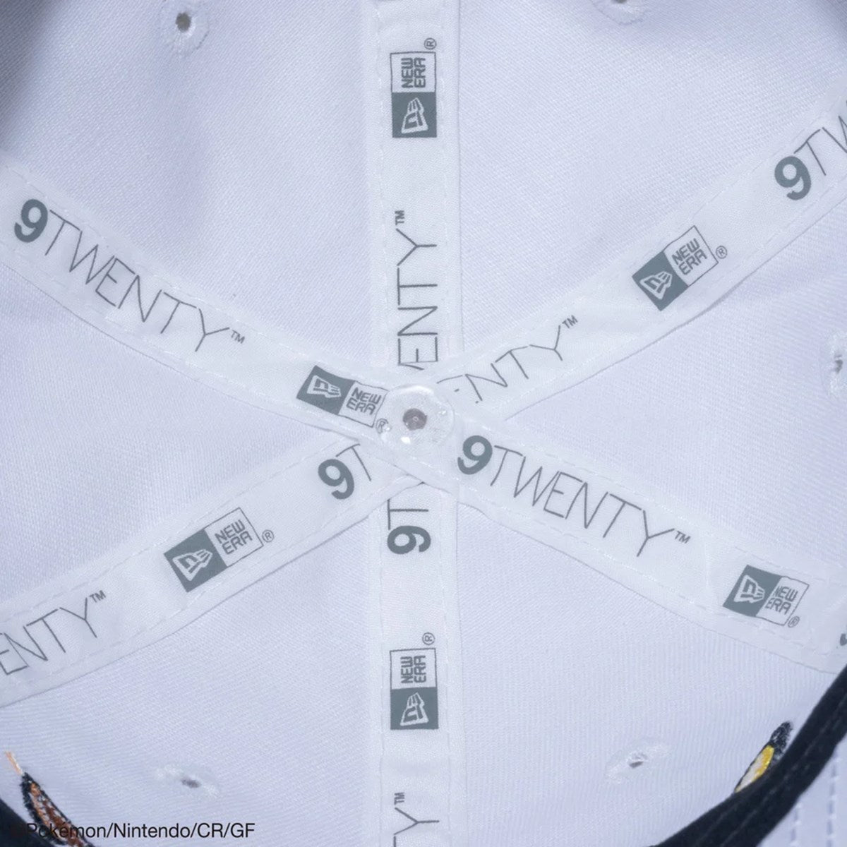 NEW ERA × POKEMON - GOLF 9TWENTY ロングバイザー POKEMON PIKA EEV WHI【14124322】