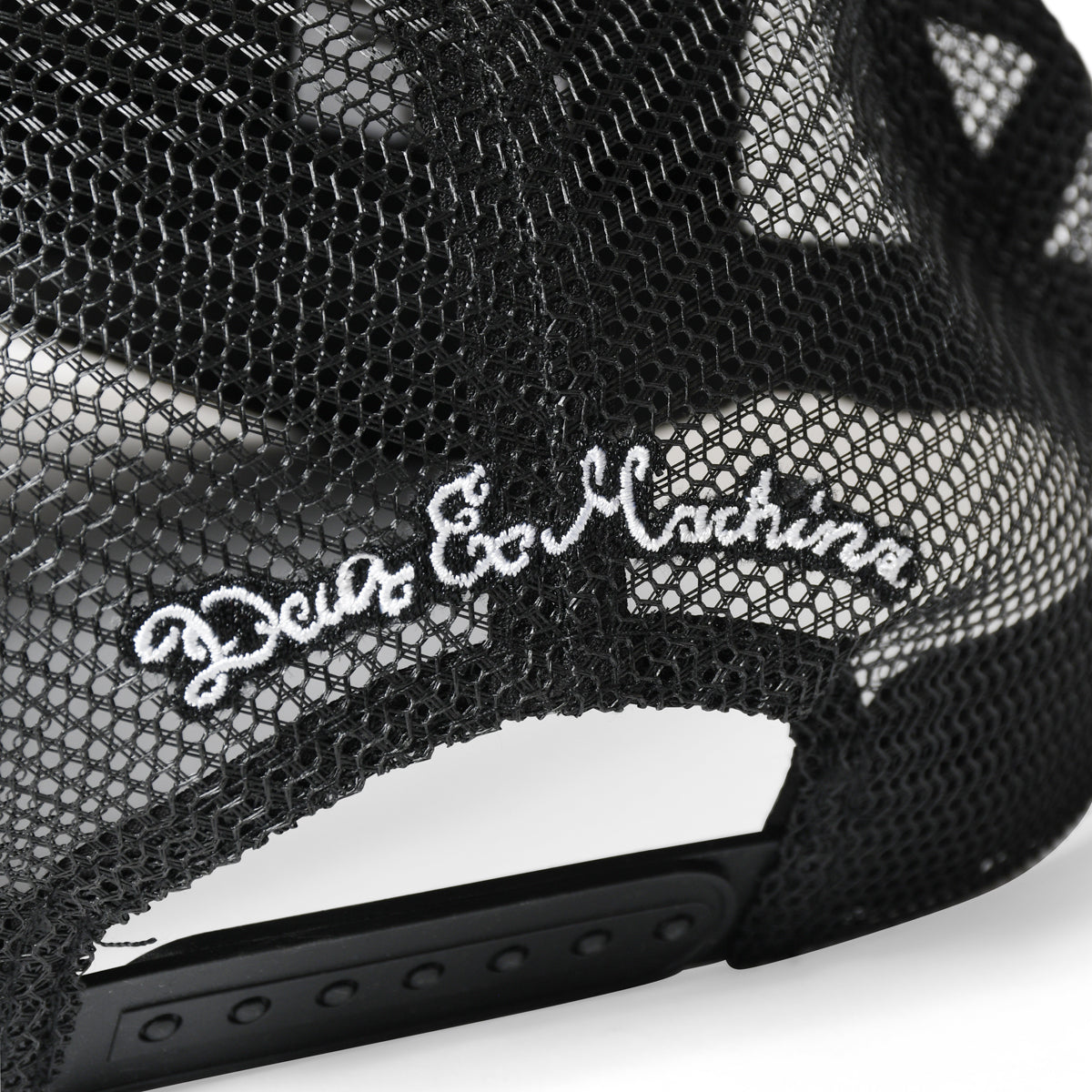 DEUS EX MACHINA VENICE ADDRESS TRUCKER BLACK【DMA47620】