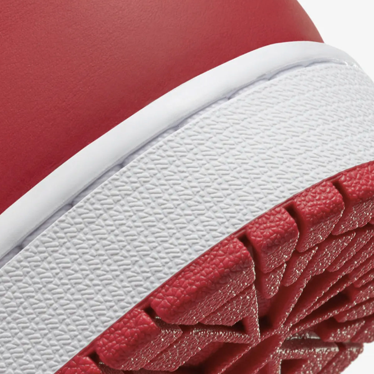 NIKE AIR JORDAN RETRO LOW OG ナイキ エアジョーダン1 ロー オリジナル 【CZ0790-106】