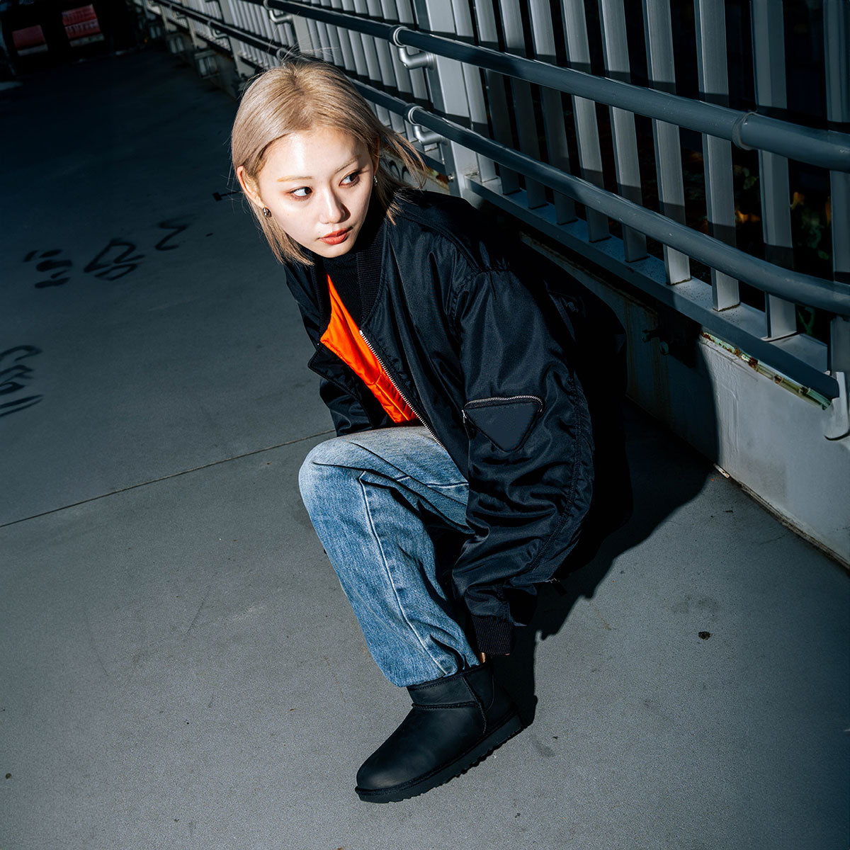 UGG - W CLASSIC ULTRA MINI LTHR 【1174210-BLK】