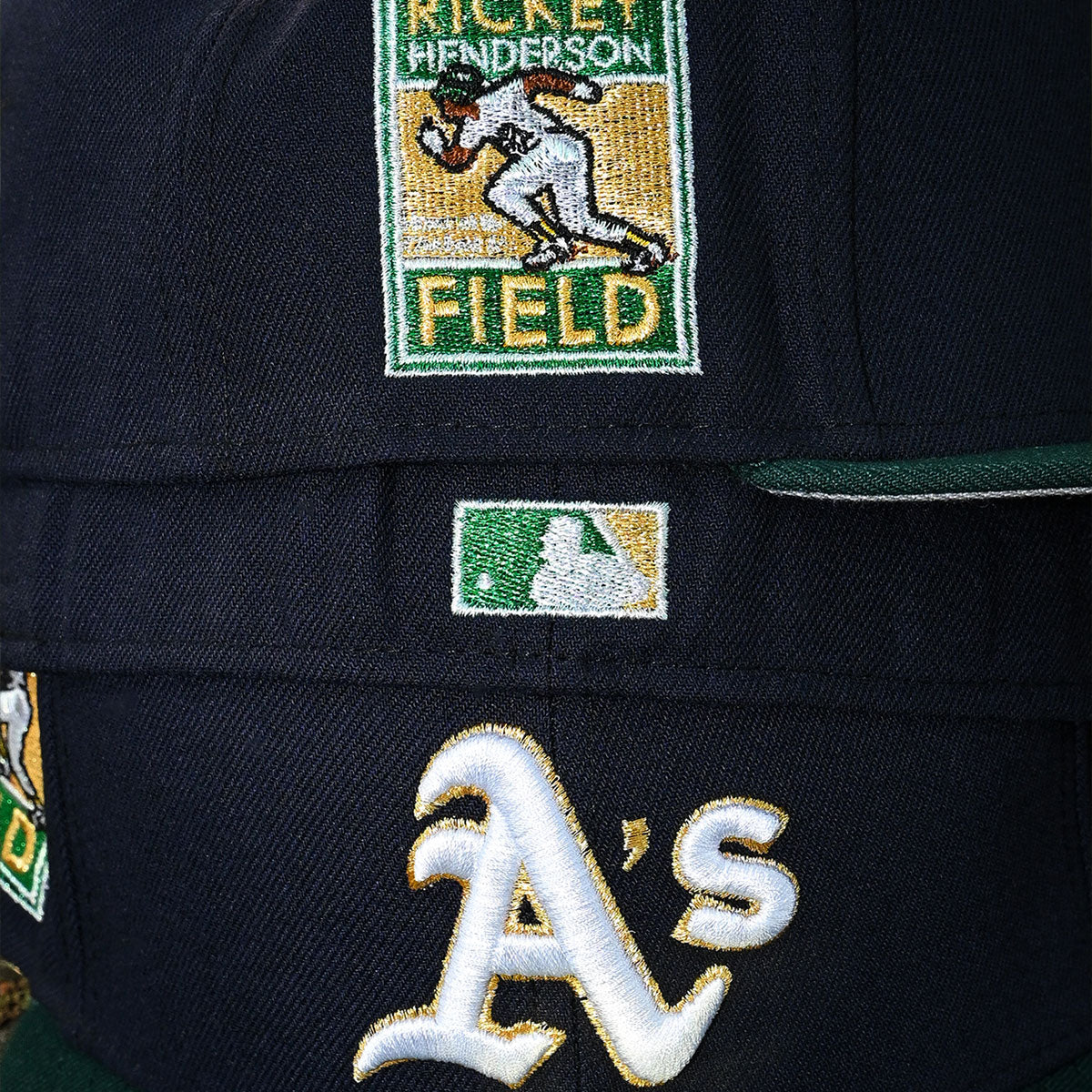 NEW ERA Oakland Athletics - 59Fifty Rickey Henderson Field Navy/Dark Green