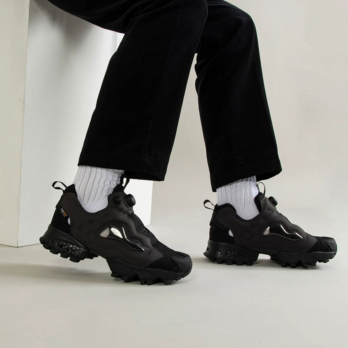 Reebok - INSTAPUMP FURY 94 WINTER BLACK【132597-100230812】
