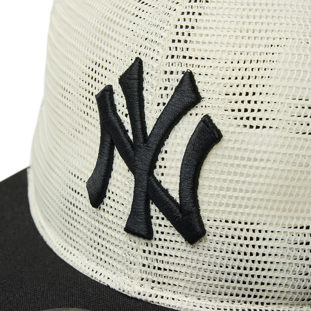 NEW ERA New York Yankees - 9FIFTY TRACKER ALL MESH CHROME/BLACK【14388561】
