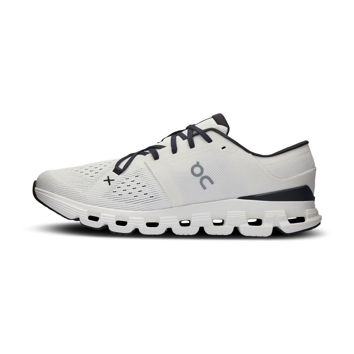 On - Cloud X 4 M Ivory | Black 【3ME30040791】