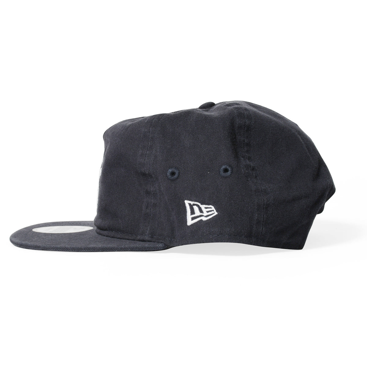 NEW ERA × URBAN OUTFITTERS New York Yankees - UO GOLFER MLB 9902 NY YANKEES NVY【60221936】