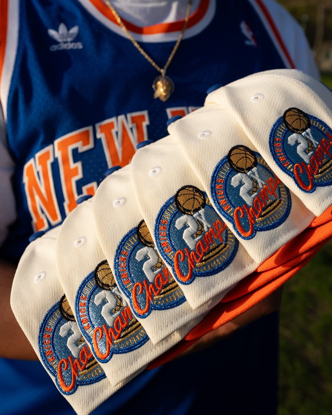 NEW ERA - New York Knicks CO 59Fifty 2x Champs Chrome White/Rush Orange