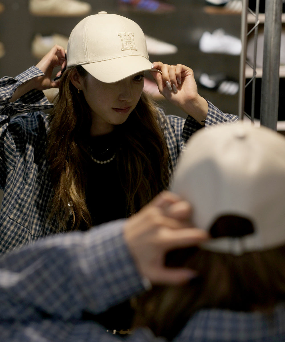 HOMEGAME - H LOGO LEATHER CAP IVORY 【HG251403】