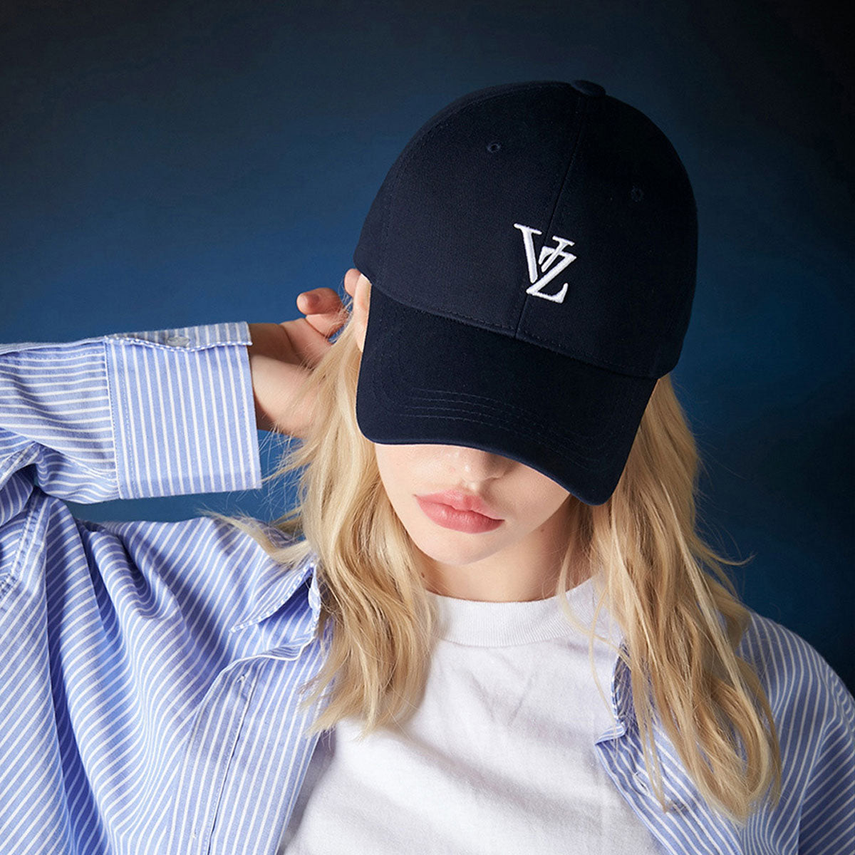 VARZAR - 3D MONOGRAM LOGO OVER FIT BALL CAP NAVY【VZR4-0002】