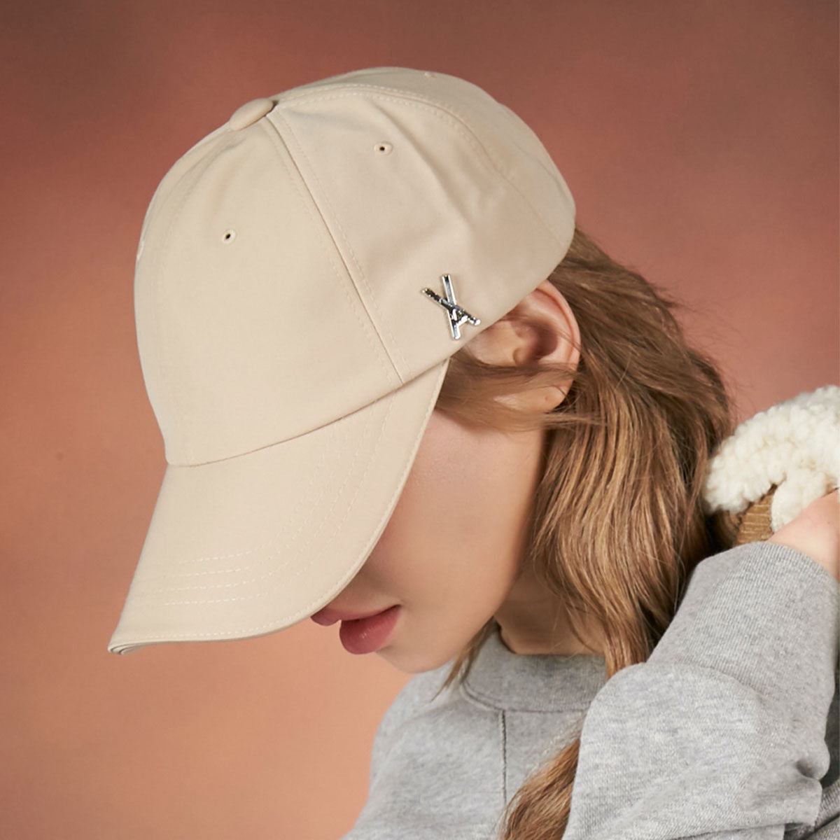 VARZAR - SILVER STUD OVER FIT BALL CAP BEIGE【VZR4-0006】