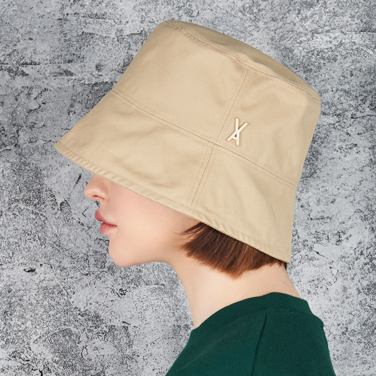 VARZAR - STUD DROP OVER FIT BUCKET HAT BEIGE【VZR4-0009】