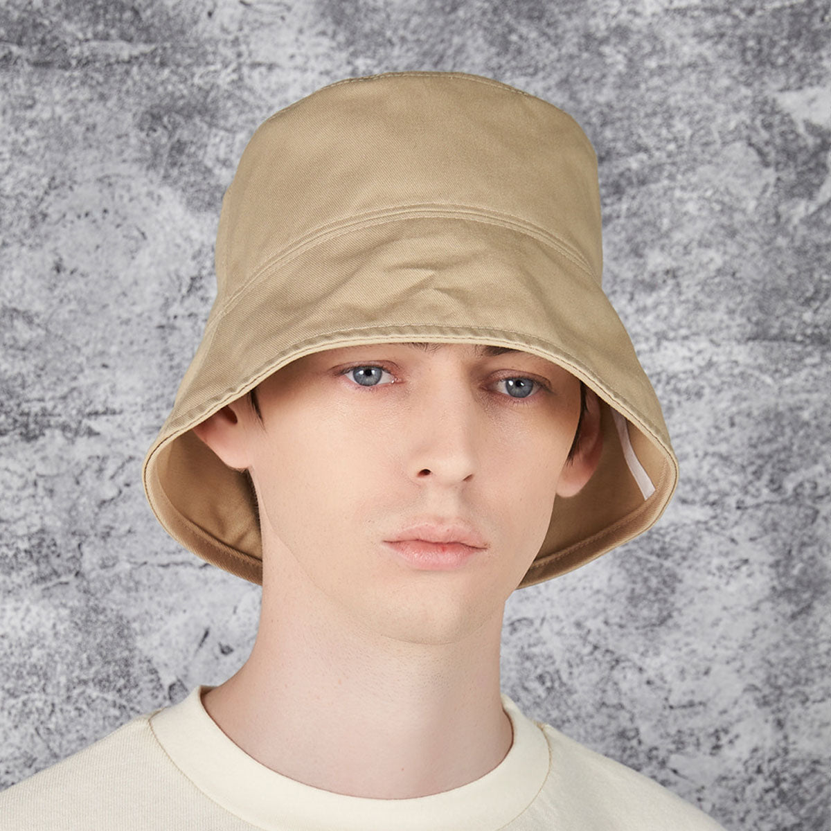 VARZAR - STUD DROP OVER FIT BUCKET HAT BEIGE【VZR4-0009】