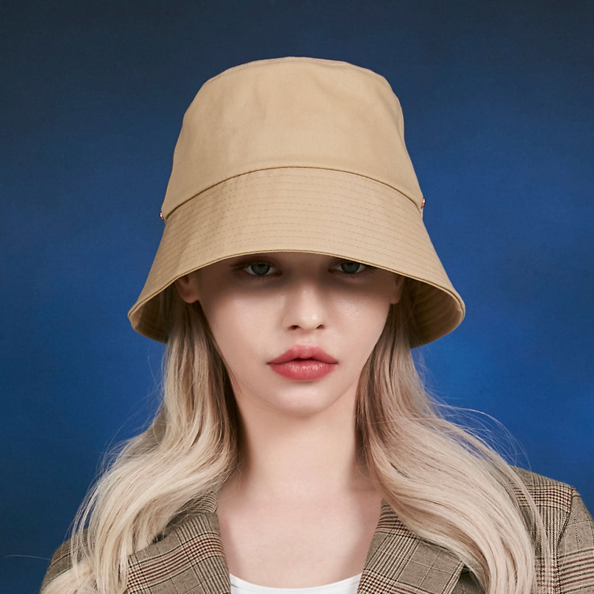 VARZAR - ROSE GOLD RIVER BUCKET HAT BEIGE【VZR4-0012】