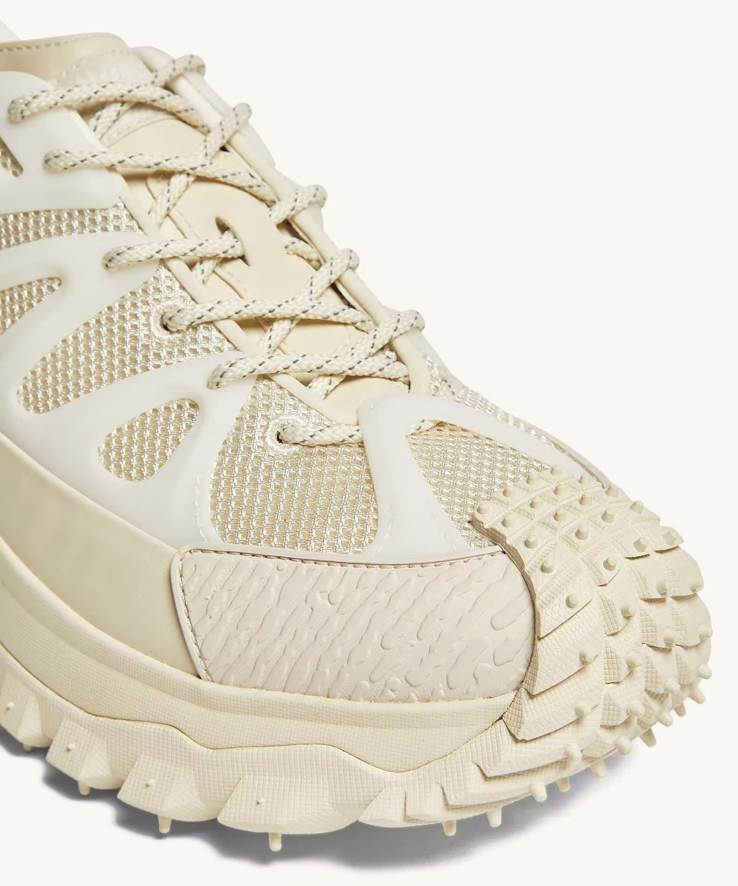 MONCLER TRAILGRIP AMOEBA by Salehe Bembury 001 WHITE 【4M00130 M6068】