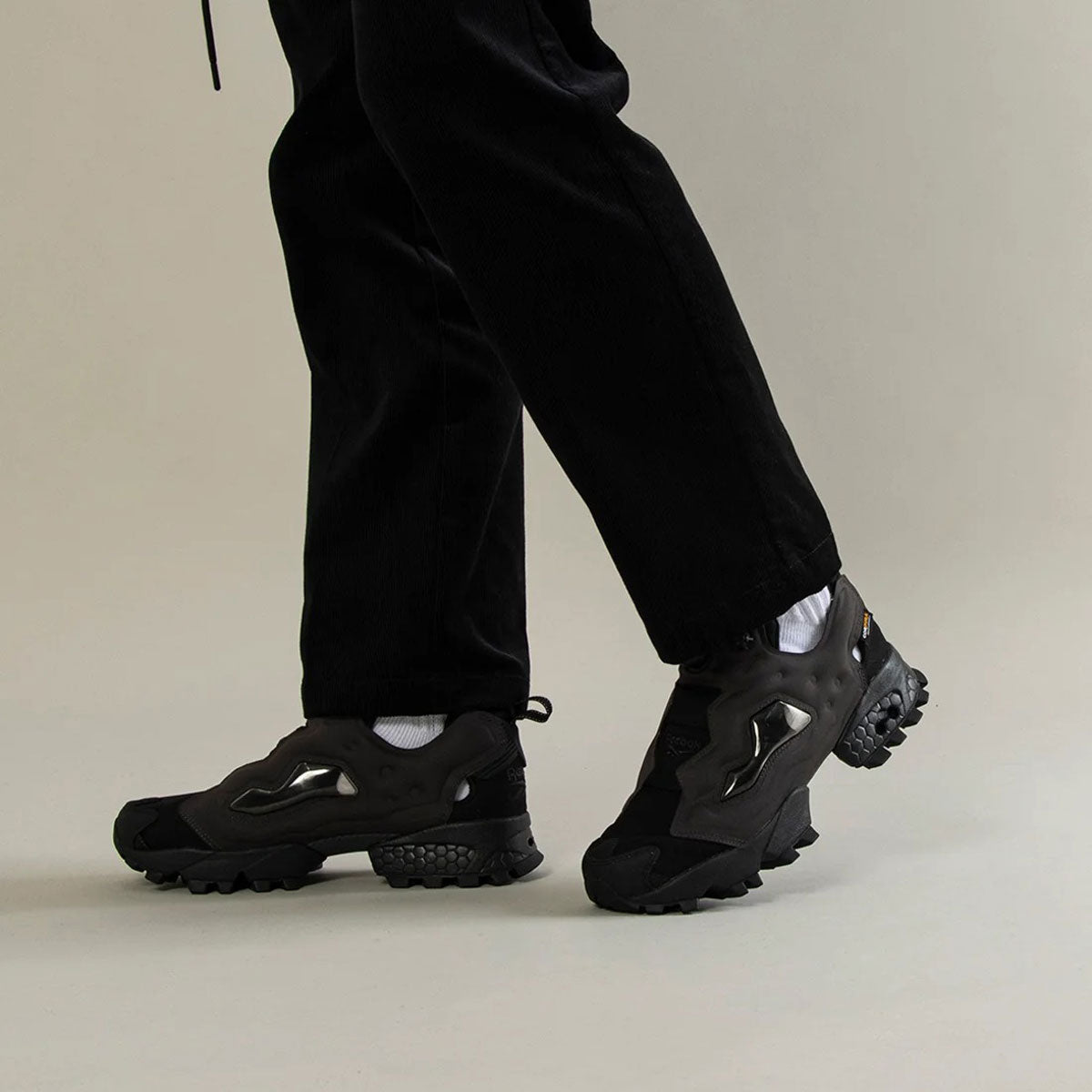 Reebok - INSTAPUMP FURY 94 WINTER BLACK【132597-100230812】