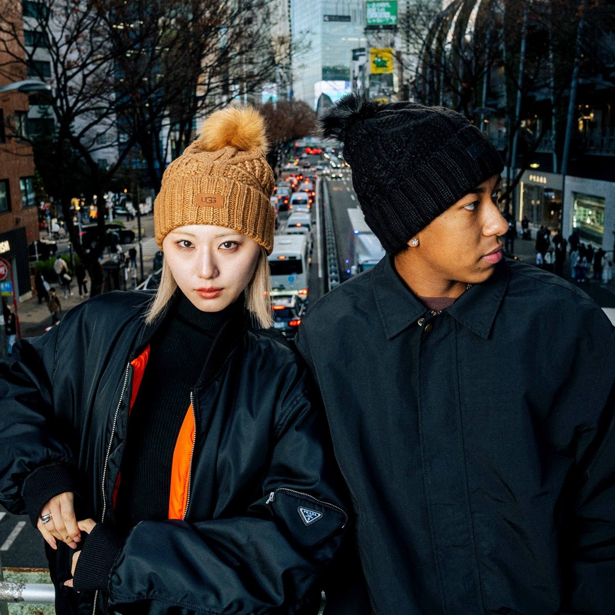 UGG - W CABLE BEANIE WITH POM 【100819-CHE】