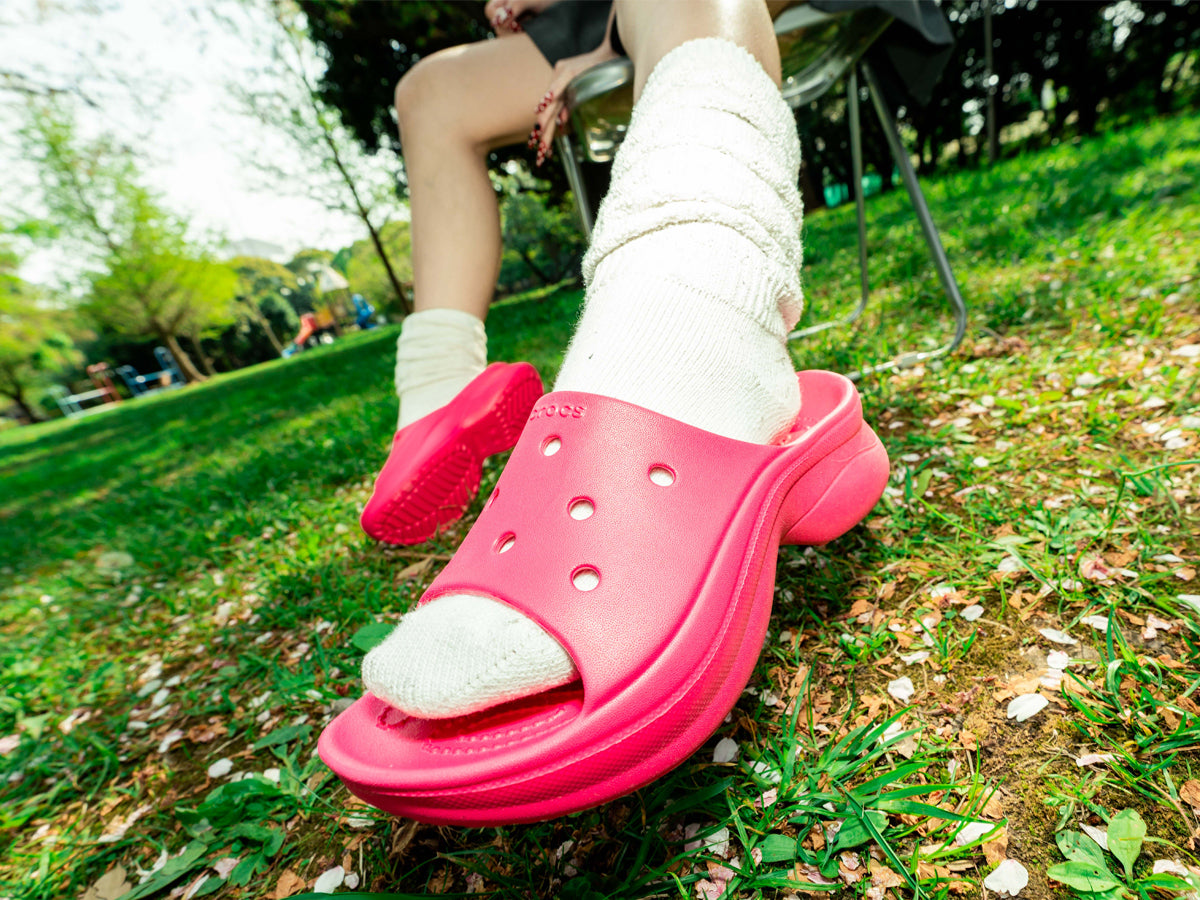 crocs - WMNS Bae Slide Dragon Fruit 【211108-6ZQ】