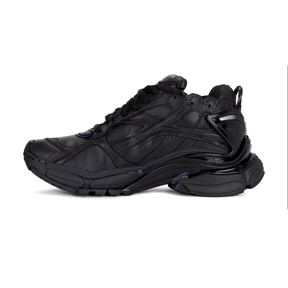 BALENCIAGA - Men's Under Armour® Runner Ripstop Sneaker in Black【813793WRUCU1000】