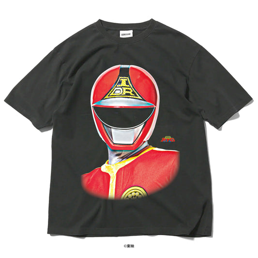 【受注予約:12月下旬頃に発送】スーパー戦隊 x HOMEGAME - 1983 ダイナレッド TEE 【HG250154】