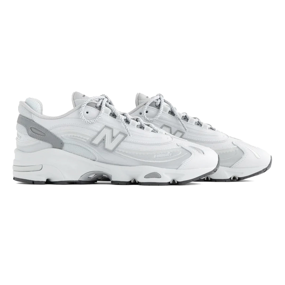 艾梅·萊昂·多爾 NEW BALANCE 1000 灰色
