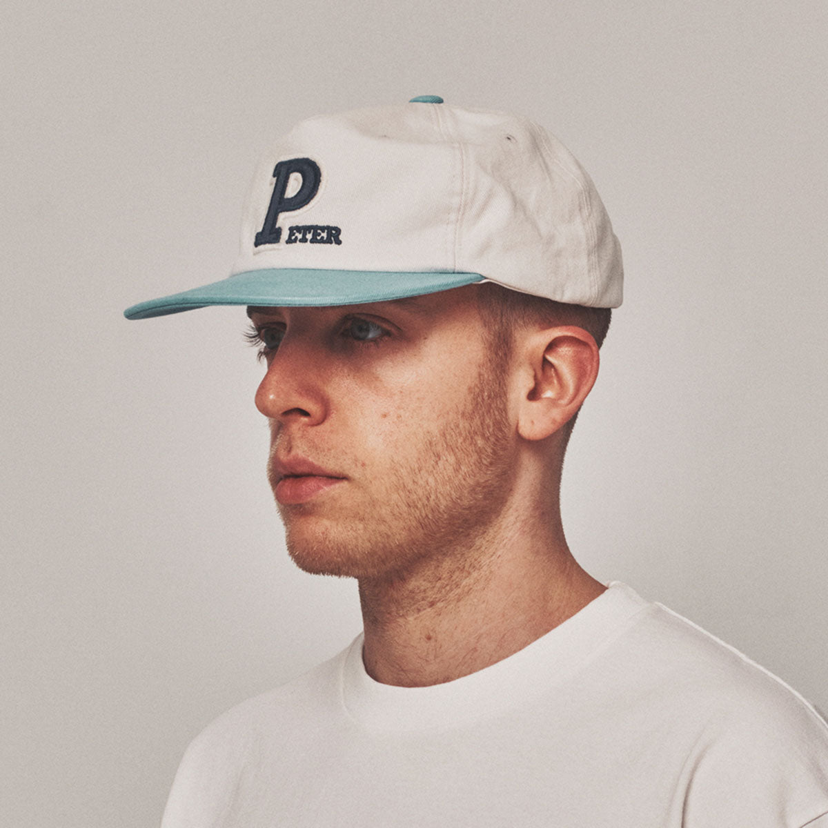 MY NAME IS PETER - 5-PANEL PETER APPLIQUE CAP BEIGE/SKY BLUE