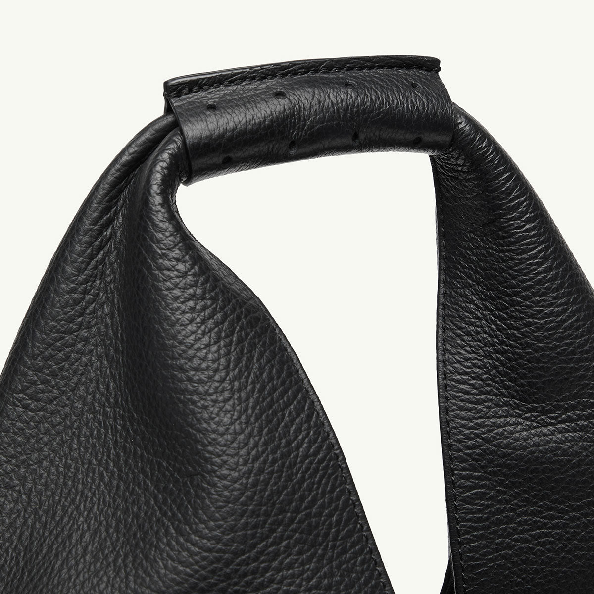 MM6 Maison Margiela - Japanese Bag Classic Medium Black 【S54WD0039P8429T8013】