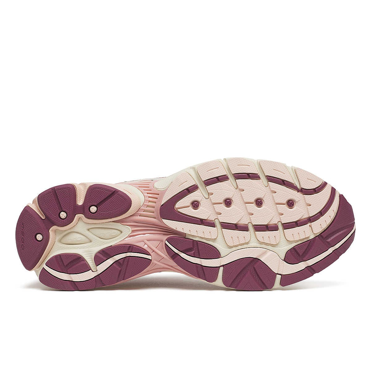 SAUCONY ‐ PROGRID OMNI 9 IVORY/PEONY 【S70739-15】