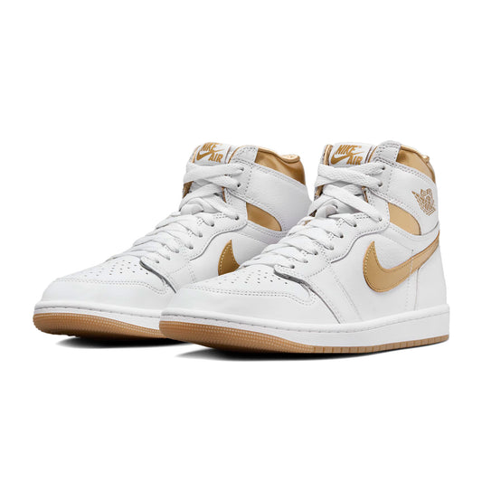 NIKE  WMNS AIR JORDAN 1 RETROエア ジョーダン 1 レトロ HIGH OG  "White and Gold"【FD2596-107】