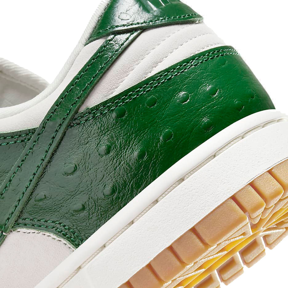 Nike WMNS Dunk Low LX ナイキ ウィメンズ ダンク ロー LX ゴージ グリーン ”Gorge Green”【FJ2260-002】