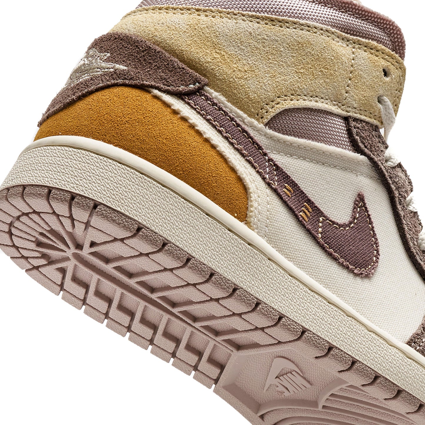 NIKE UNISEX AIR JORDAN 1 エア ジョーダン 1 MID ミッド SE CRAFT クラフト SAIL/TAUPE【DM9652-102】