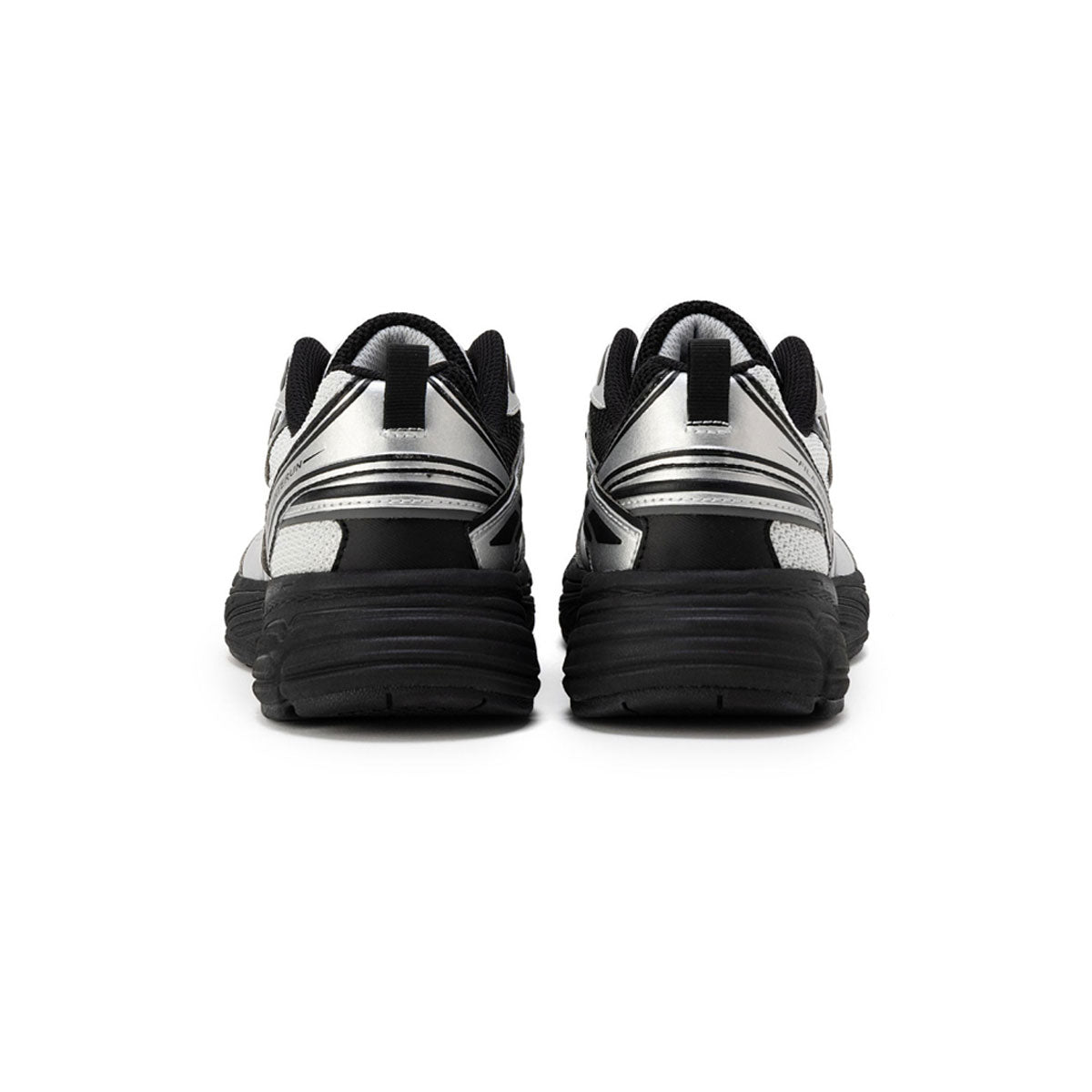 FILA - INTERUN Black / Black / Silver【1RM02699G-010】