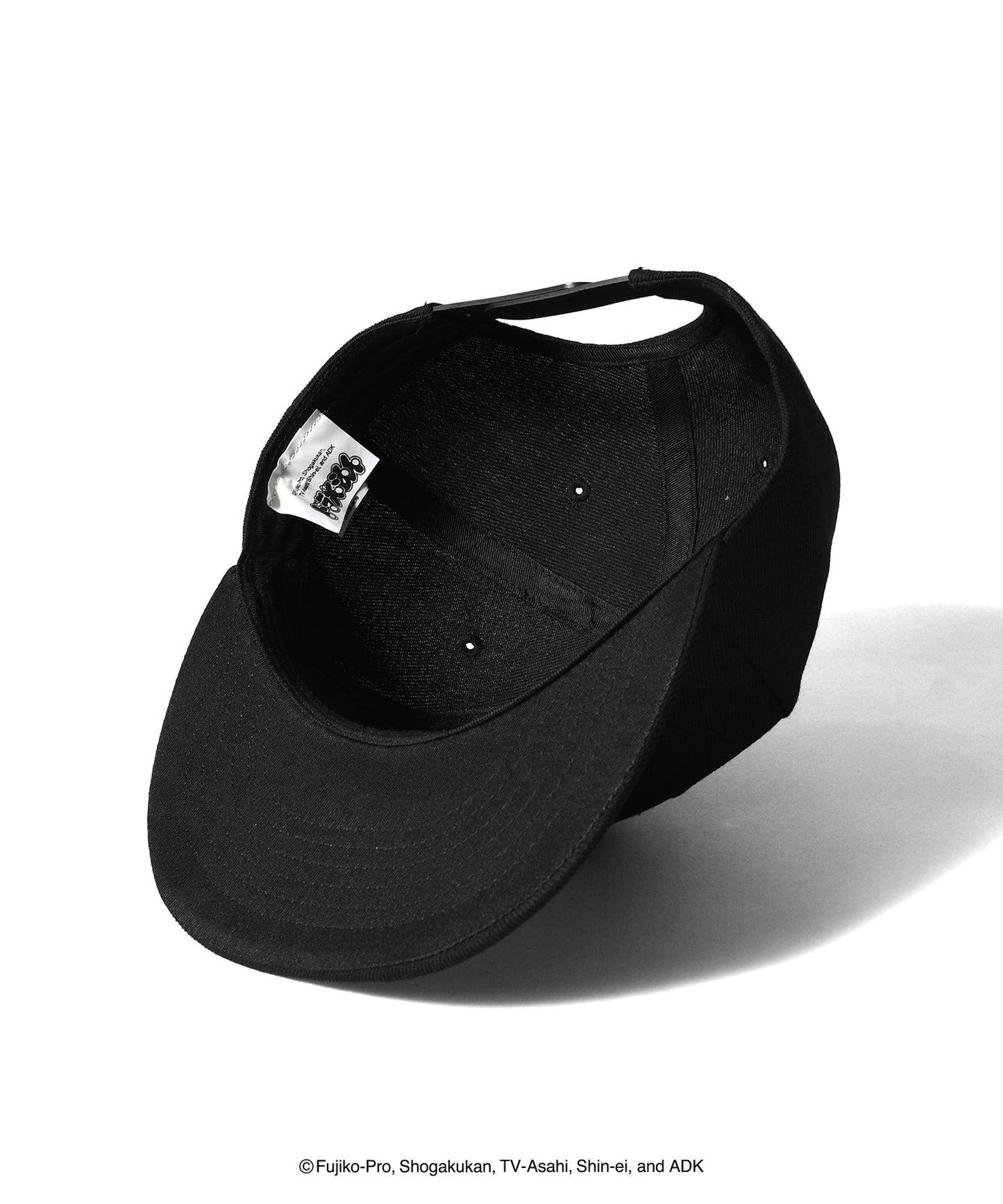 HOMEGAME|ドラえもん - DORAEMON DORAYAKI SNAPBACK CAP BLACK【HG251415】