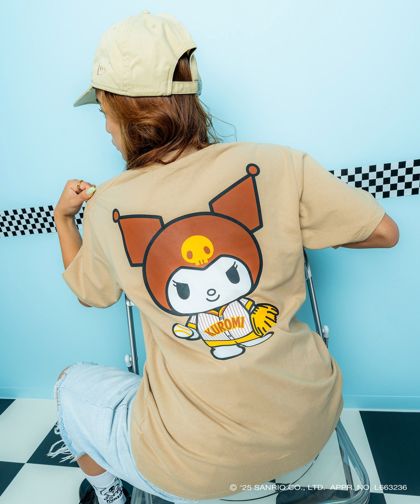 サンリオキャラクターズ×HOMEGAME - KUROMI UNIFORM TEE BEIGE【HG2501103】