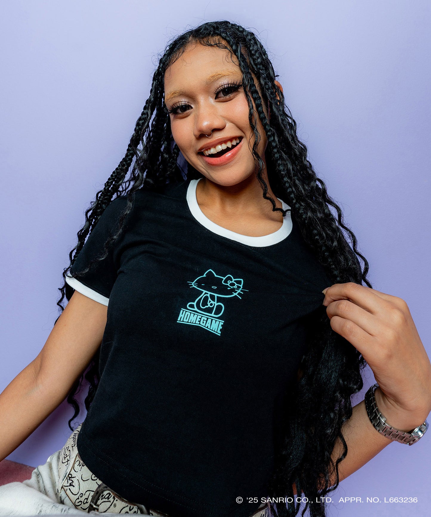 サンリオキャラクターズ×HOMEGAME - HELLO KITTY CROPPED TEE【HG2501107】