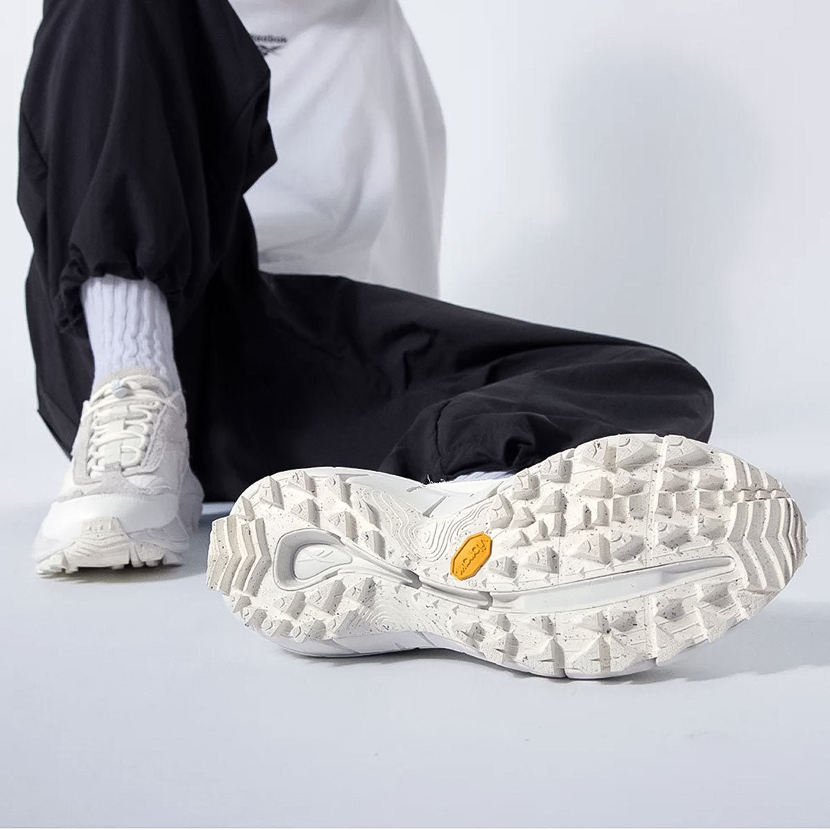 REEBOK - ZIG KINETICA 2.5 EDGE CHALK【155493-100254710】