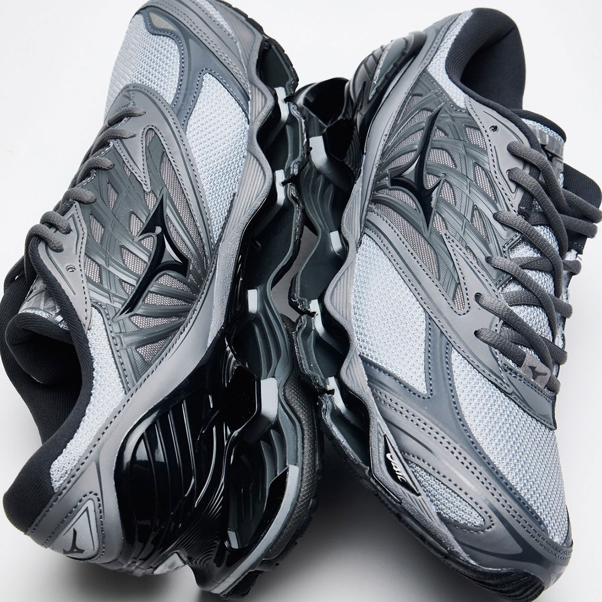 MIZUNO - UNISEX WAVE PROPHECY LS LIGHT GRAY/DARK GRAY/GRAY【D1GA333704】