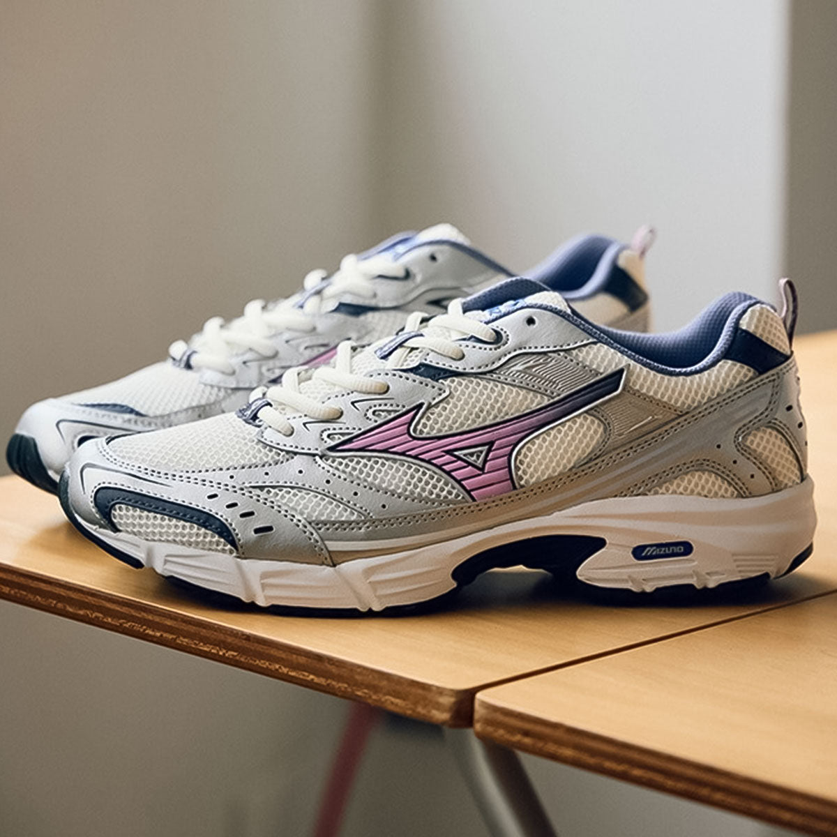 MIZUNO - UNISEX MXR WHITE/PINK/PURPLE【D1GA245113】