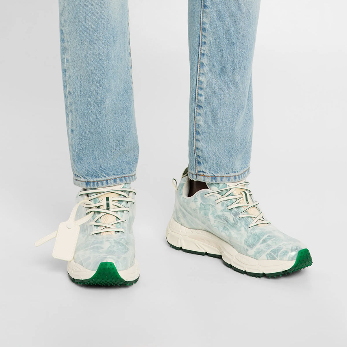 Off-White ‐ MNES Be Right Back Runner Sneakers【OMIS25-SLG0111】