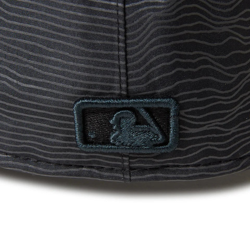 NEW ERA New York Yankees - 59FIFTY GORE-TEX 2L Topographic surface 【14668984 】
