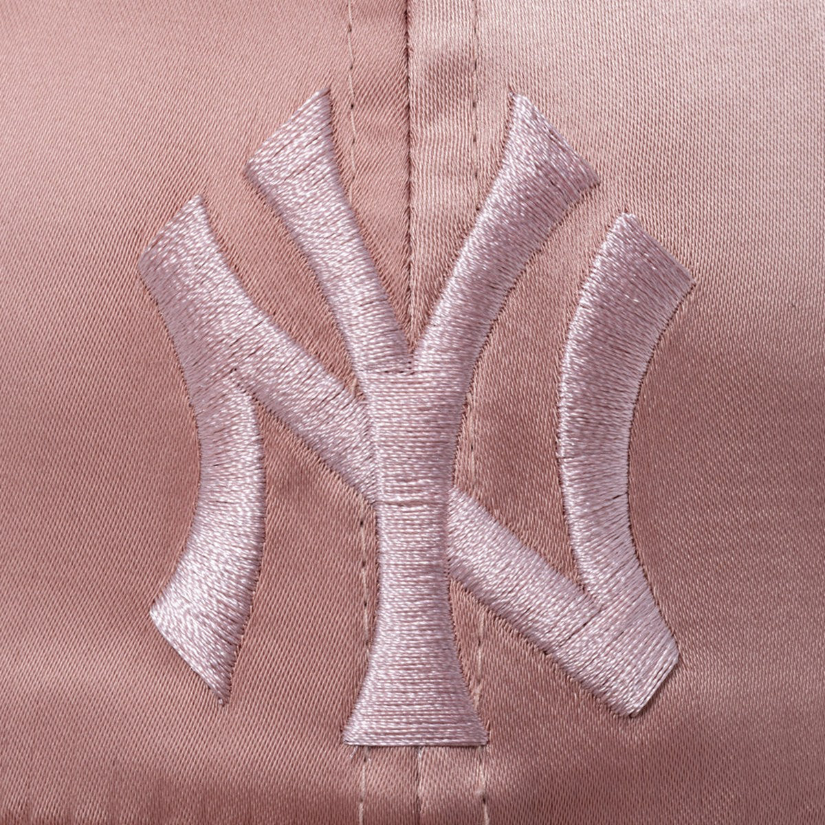 NEW ERA New York Yankees - 9TWENTY Valentine's Day SATIN PINK BEIGE【14908290】
