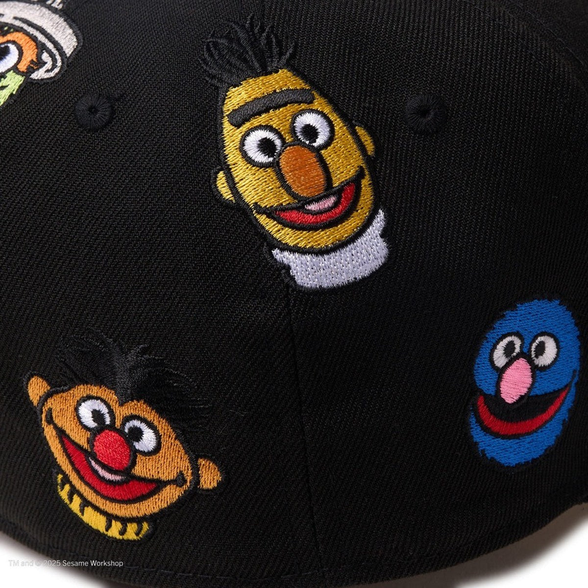 NEW ERA SESAME STREET - 59FIFTY ALLOVER BLACK【14682620】