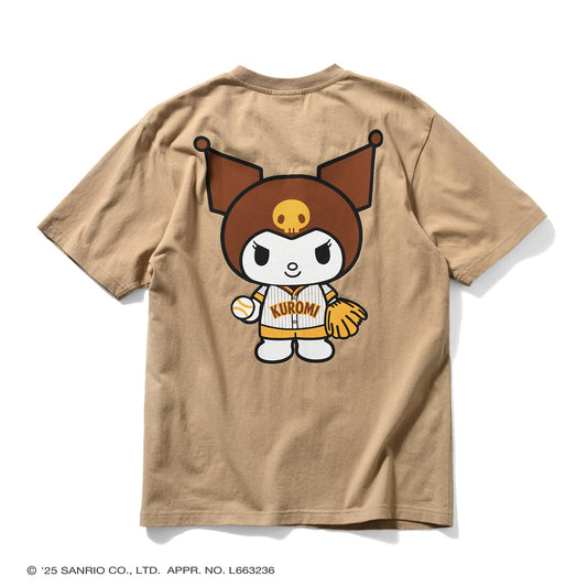 サンリオキャラクターズ×HOMEGAME - KUROMI UNIFORM TEE BEIGE【HG2501103】