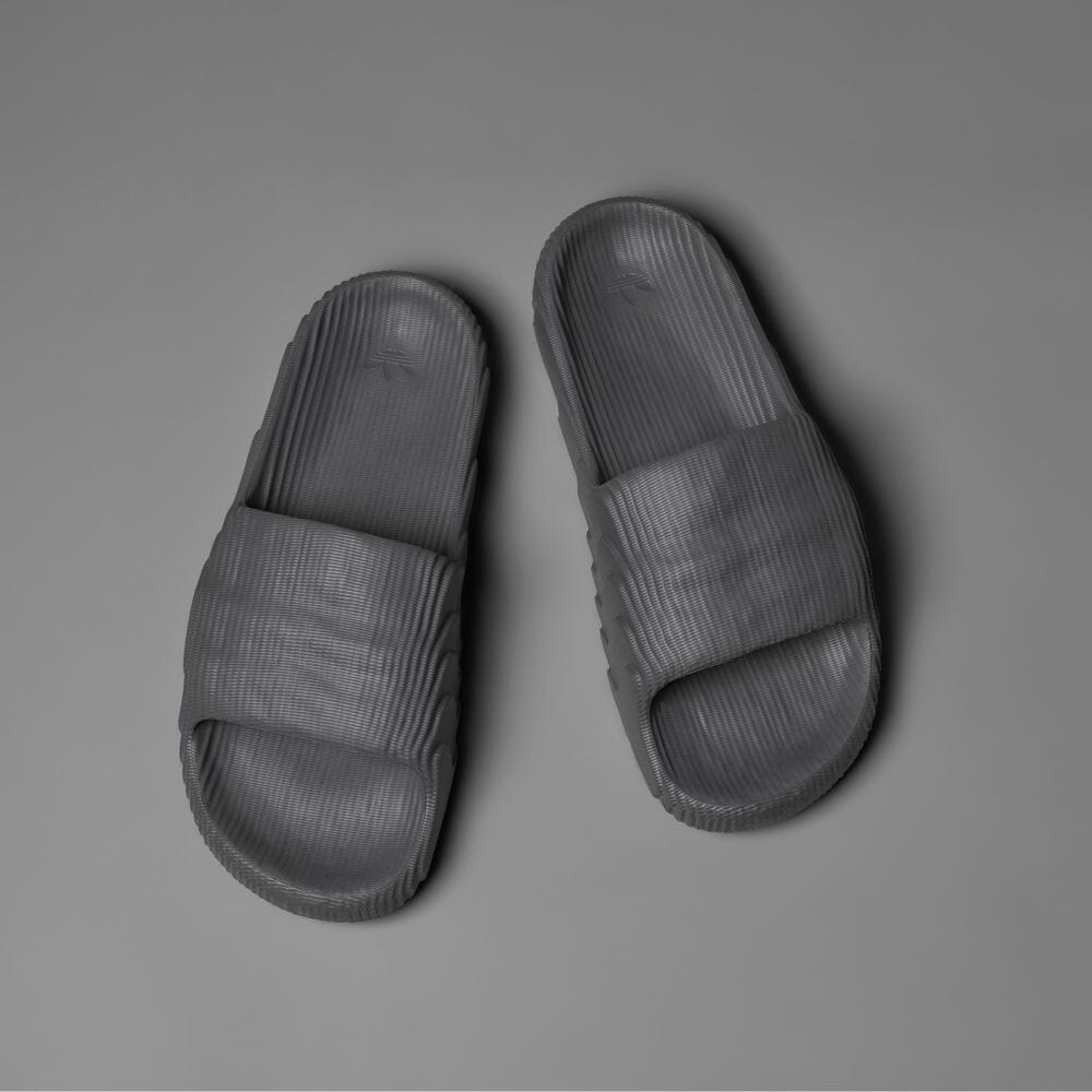 adidas - ADILETTE 22 MENS WMNS GREYFIV/GREFIV 【HP6522】