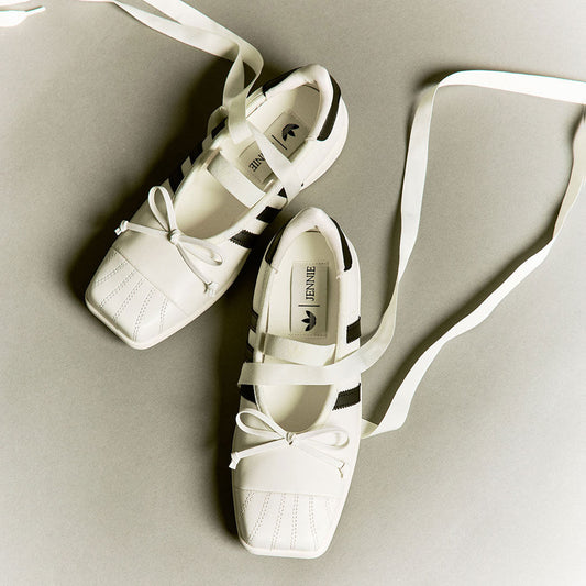 adidas Originals by JENNIE バレエシューズからインスパイア