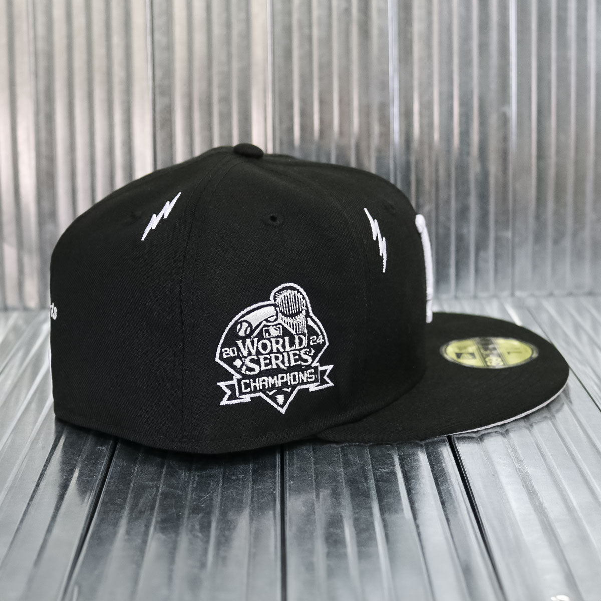 New Era × Diet Starts Monday - 59FIFTY Los Angeles Dodgers WS 2024 Lightning Bolts 29348 Black【60770368】