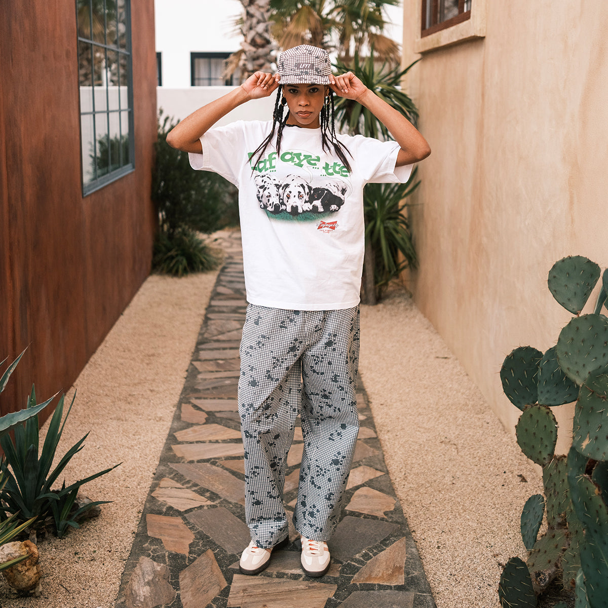 LFYT - WEISER DOGS TEE【LS260105】