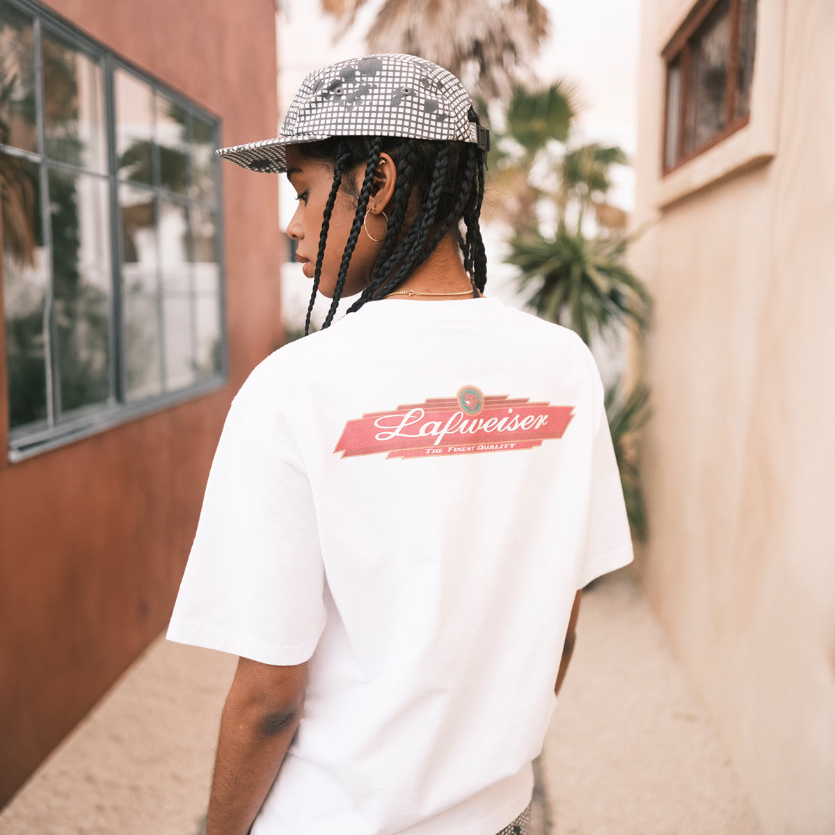 LFYT - WEISER DOGS TEE【LS260105】